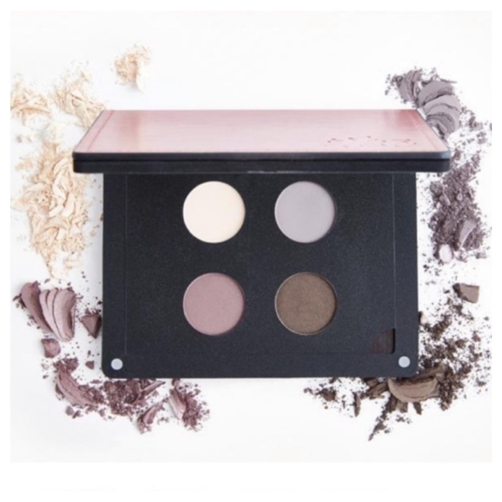 ITTSE The Van Ness Magnetic Eye Shadow Quad - NIB